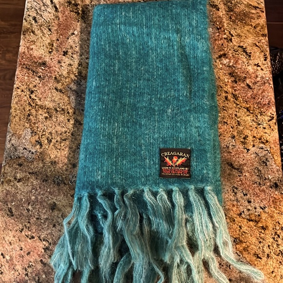 Vintage Creagaran mohair scarf/wrap - Picture 1 of 3